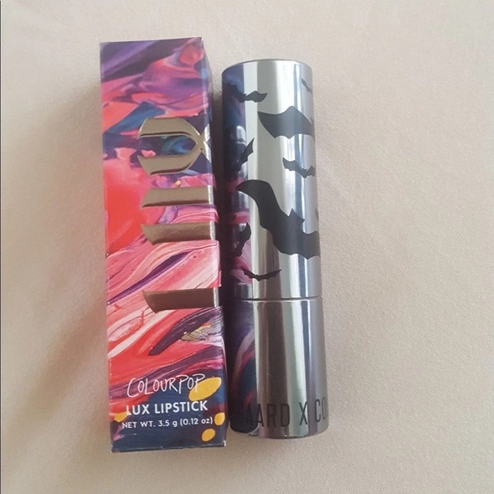 I.S.O  colur pop  in Mrs Norris